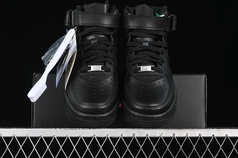 All categories Nk Air Force 1 Air Force series Nk Air Force 1 Mid Air Force mid-top Supreme x Nk Air Force 1 Mid joint model Air Force One mid-top casual sneakers FZ8784-001